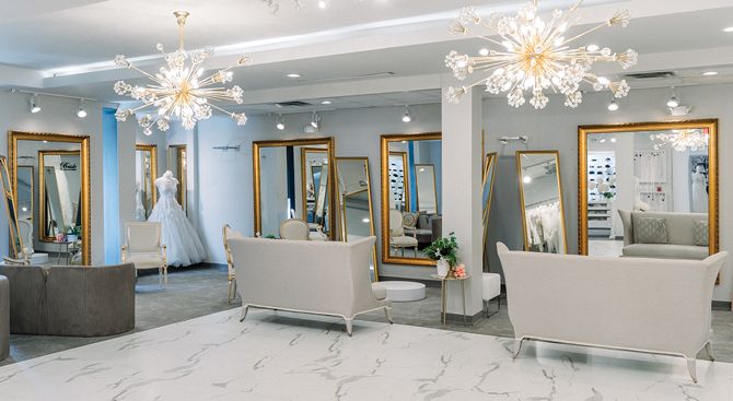 The area where brides try on their gowns. D'Royal features eight spacious lounge spaces, each with sofas and mirrors.