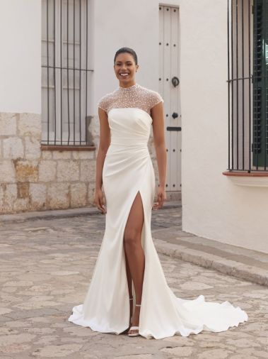 Lighty, released as part of Pronovias' White One Barcelona collection