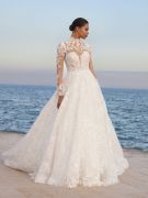 White One Barcelona style Megna
