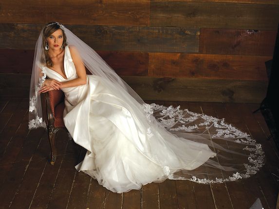 Marionat cathederal length veil style A-055